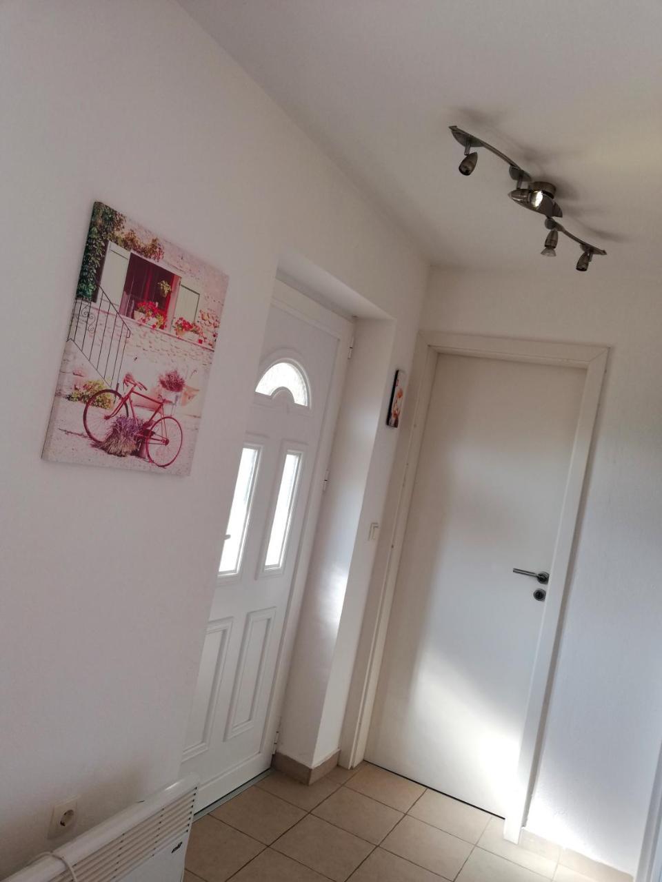 Apartment Maro ชิเบนิก ภายนอก รูปภาพ